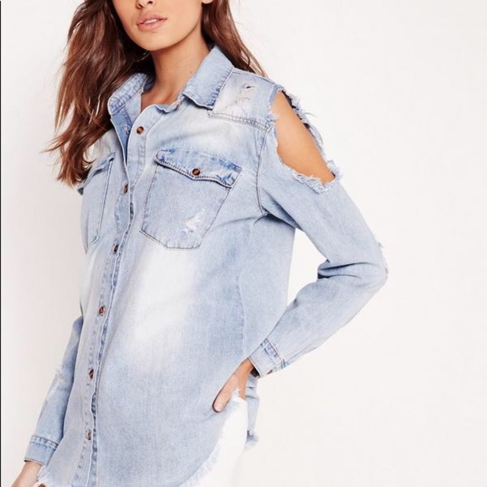 MISSGUIDED Vintage Blue Ripped Denim Shirt